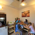 Oda ve Kahvaltı Napraforgo Wellness Haz Es Panzio