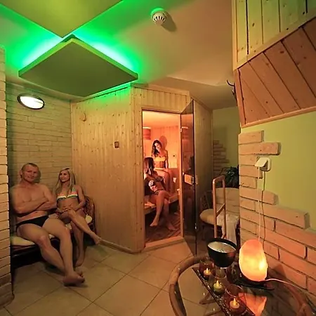 Napraforgó Wellness Ház és Panzió Pécs