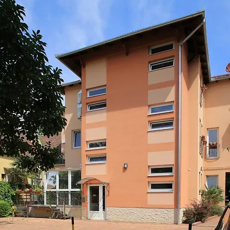 Bed & Breakfast Napraforgo Wellness Haz Es Panzio Pětikostelí