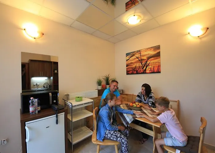Bed and Breakfast Napraforgo Wellness Haz Es Panzio